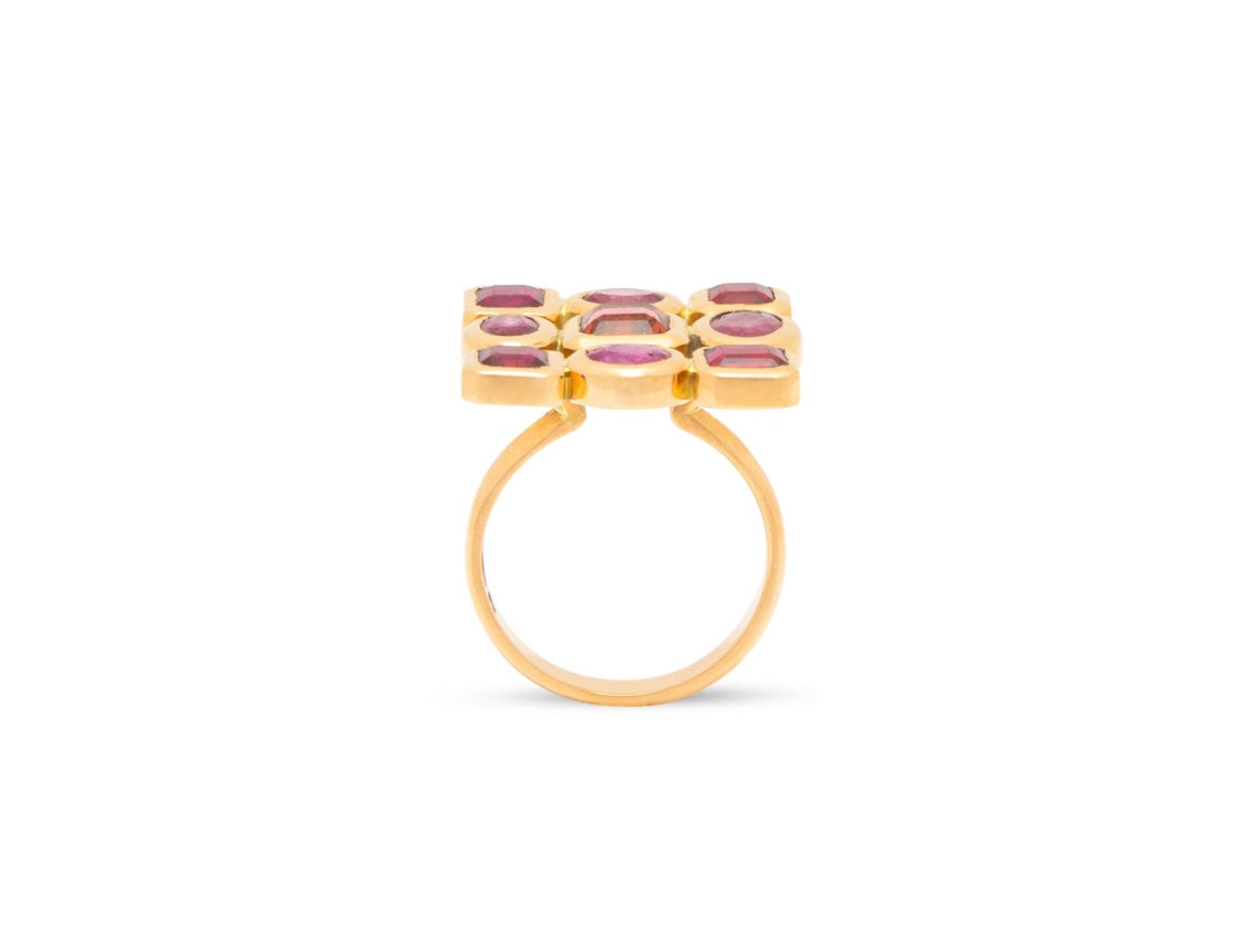 Dancing Gems Square Ring