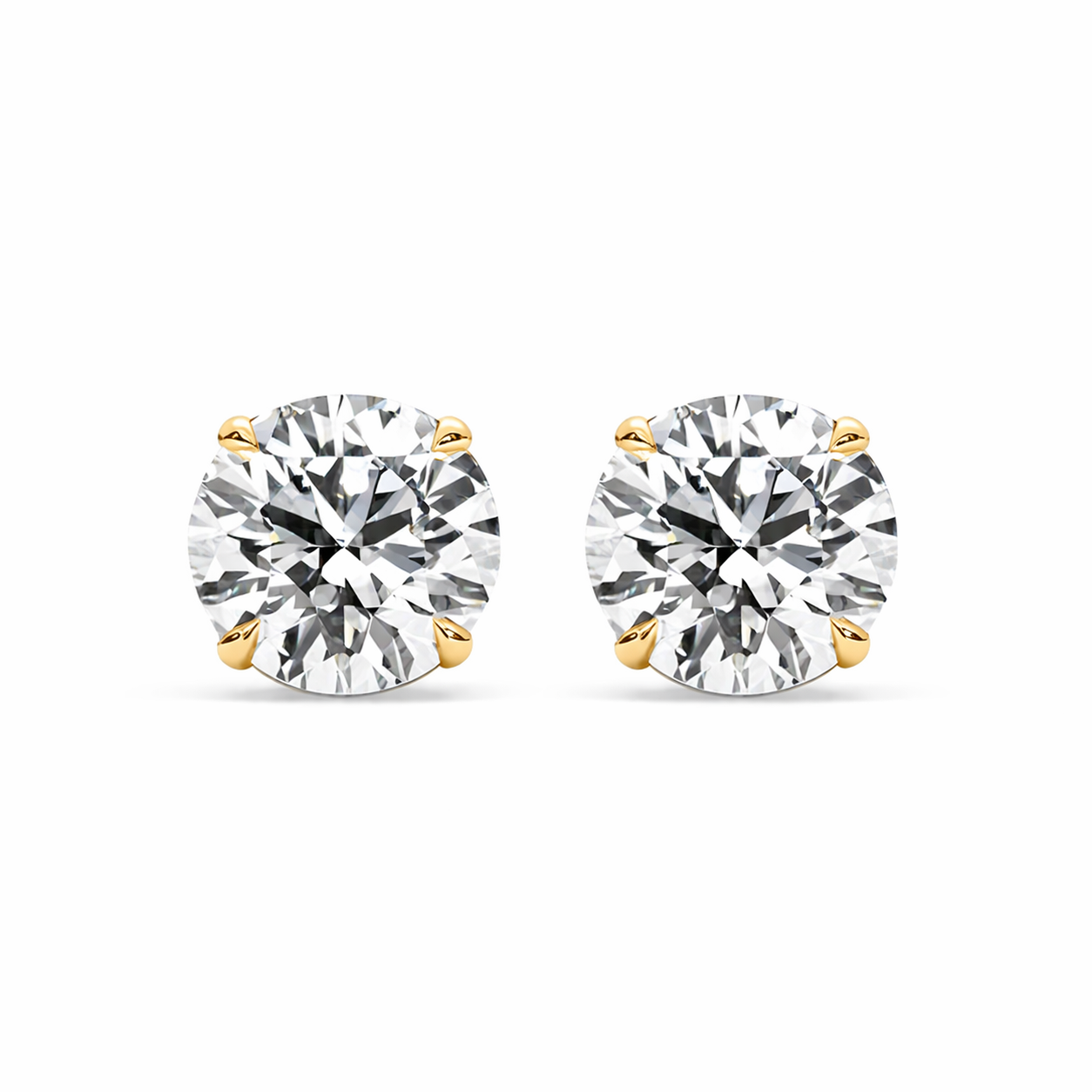 Ria Round Diamond Stud Earrings