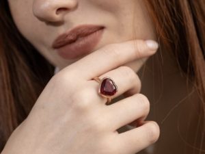 Simplicity Ruby Heart Ring - Image 8