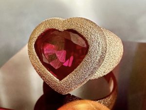 Ruby Heart Signet Ring - Image 9