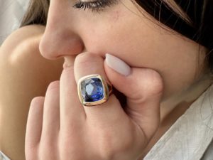 Cashmere Blue Sapphire Ring - Image 5