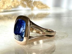 Cashmere Blue Sapphire Ring - Image 6