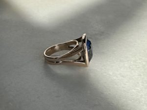 Cashmere Blue Sapphire Ring - Image 8