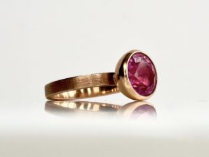 Pink Sapphire Medium Band Ring - Image 8