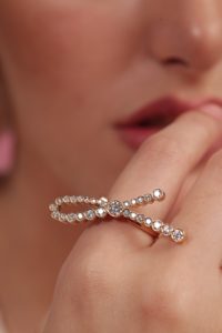 Diamond Bow Ring - Image 4