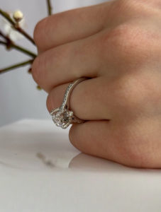 1.5 ct Diamond Engagement Ring - Image 3