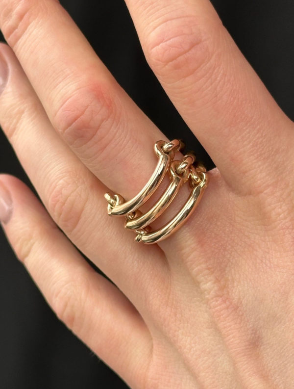 Chunky Links Ring