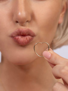 Gold Heart Ring - Image 2