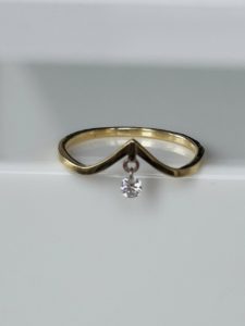 Floating Diamond Wishbone Chevron Ring - Image 3